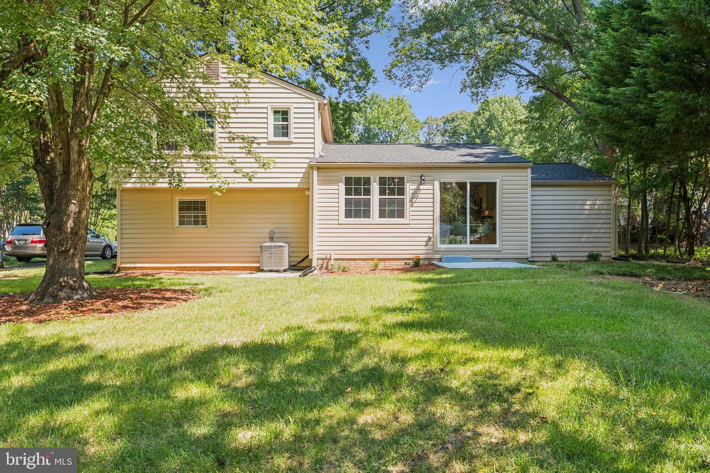 10449 Calumet Grove Dr Property Photo 27