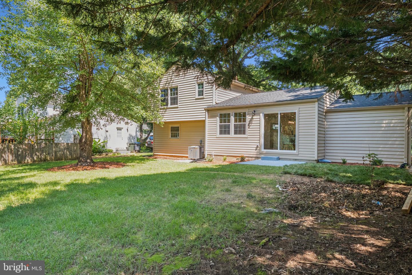 10449 Calumet Grove Dr Property Photo 28