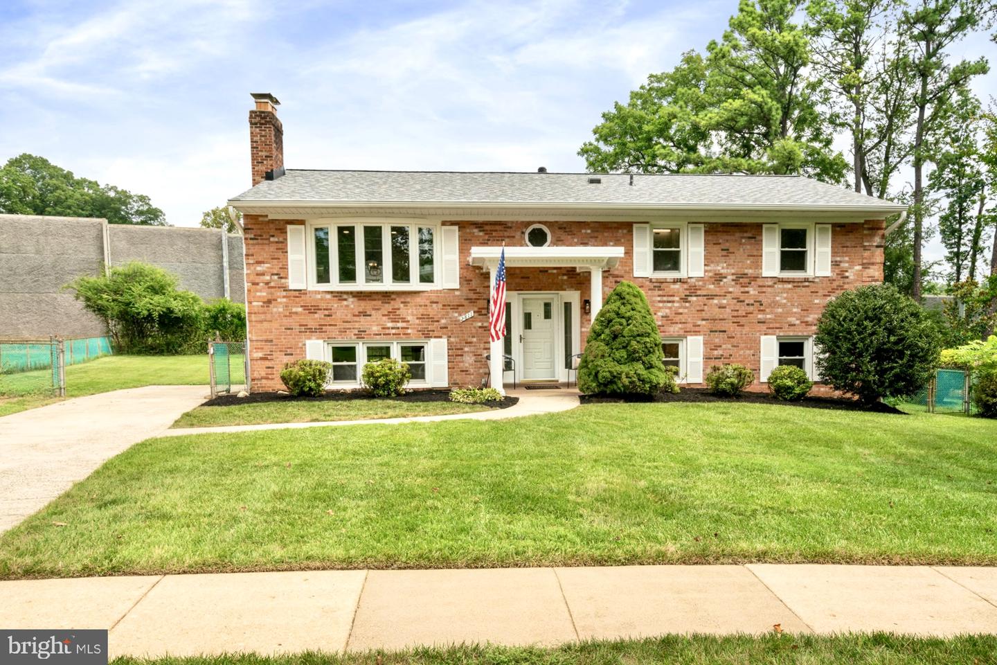 2811 Elsmore St Property Photo 2