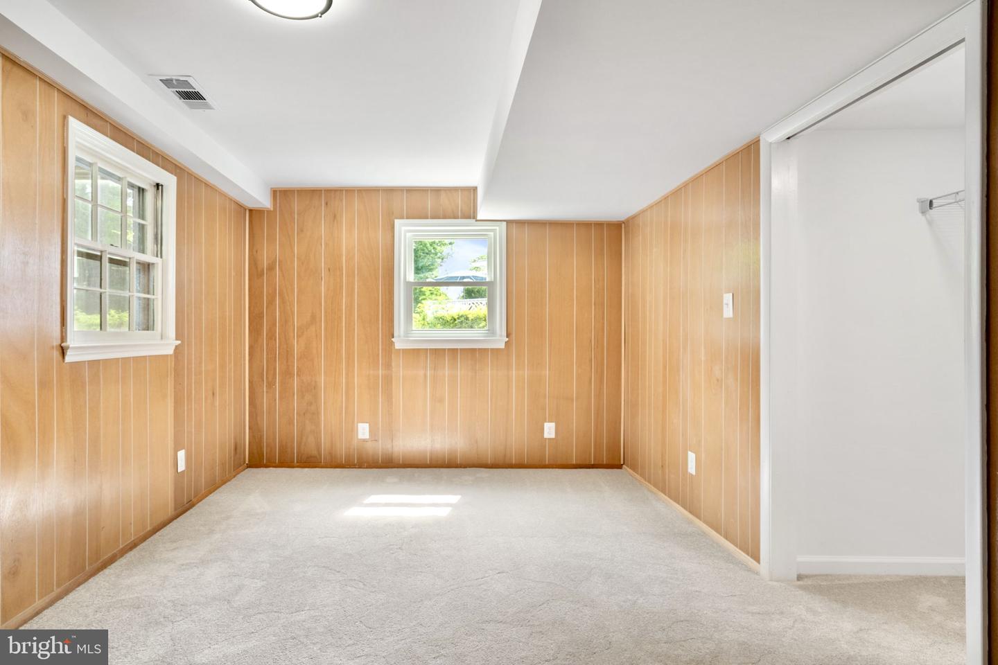 2811 Elsmore St Property Photo 41