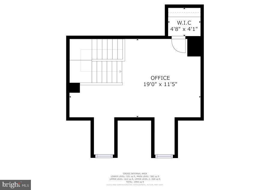 7740 Wolford Way Property Photo 3