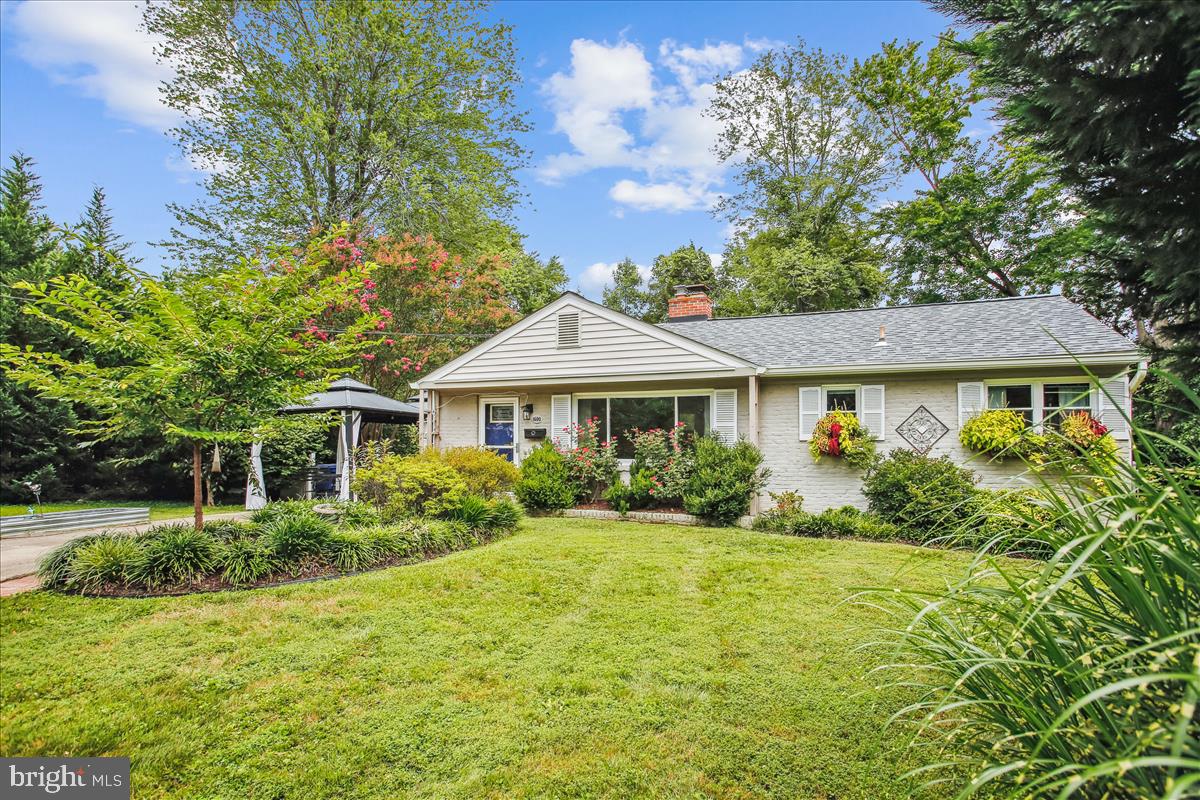 1600 REVERE DR Property Photo 1