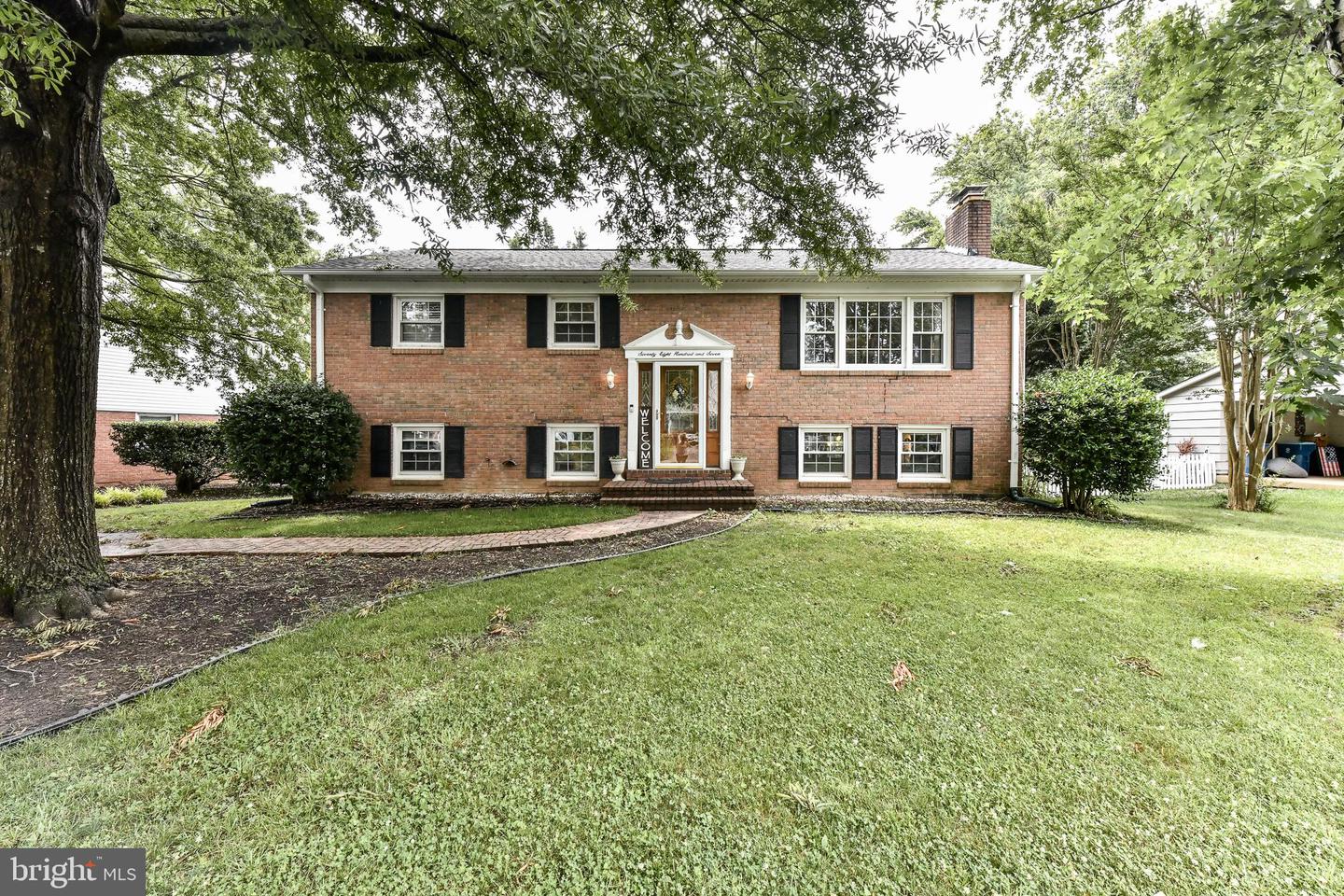 7807 Suffolk Ct Property Photo 1