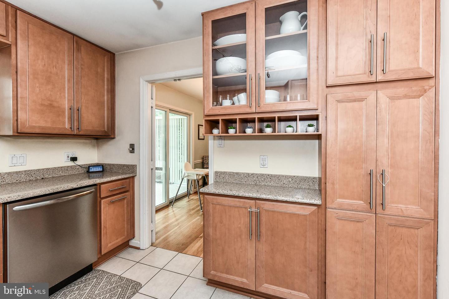 7807 Suffolk Ct Property Photo 6