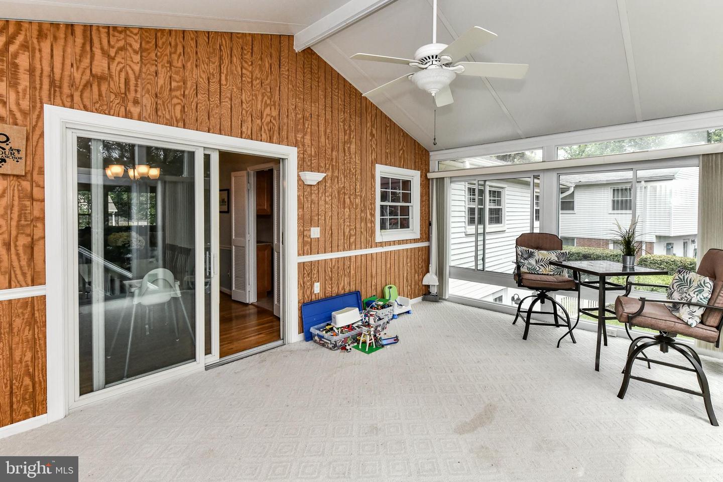 7807 Suffolk Ct Property Photo 24