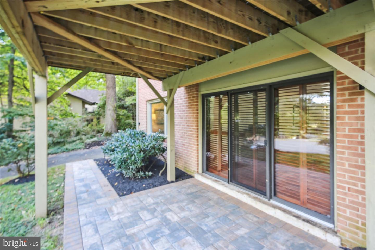 11221 S Shore Rd Property Photo 41