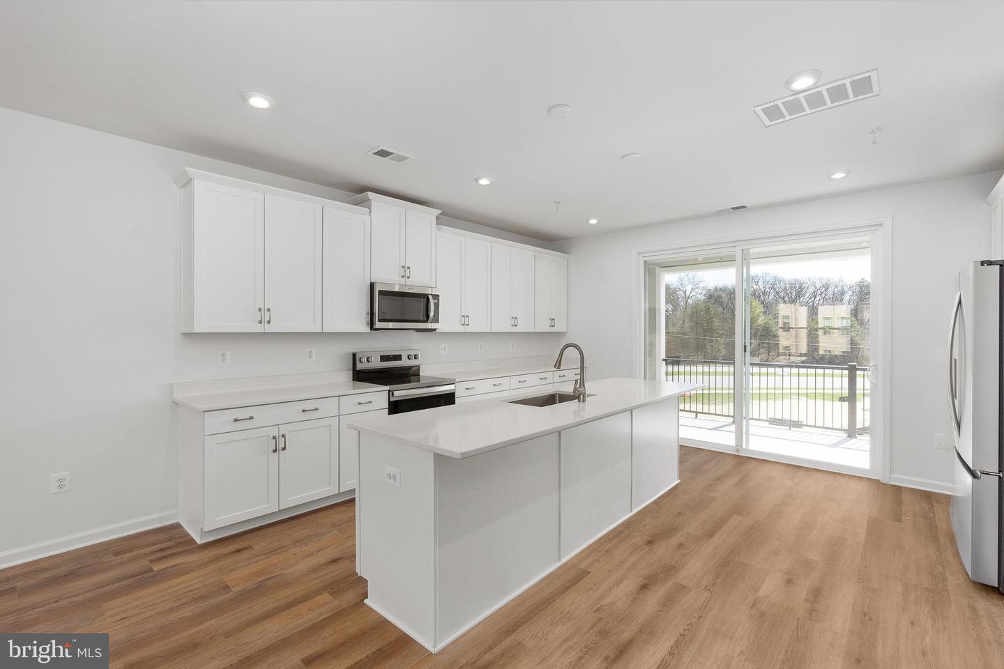 2611 River Birch Road Property Photo 5