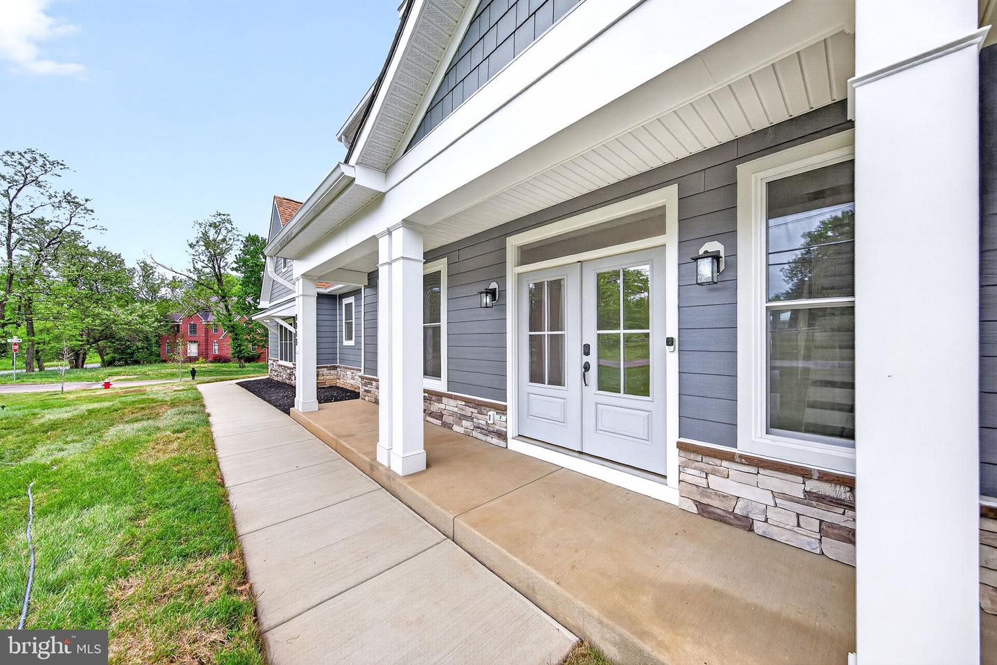 3913 Victoria Oaks Trl Property Photo 7