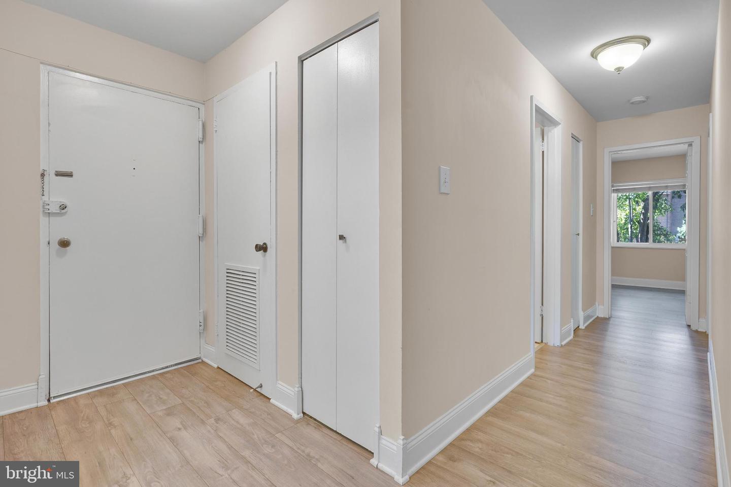1439 Northgate Sq #39/21b Property Photo 10