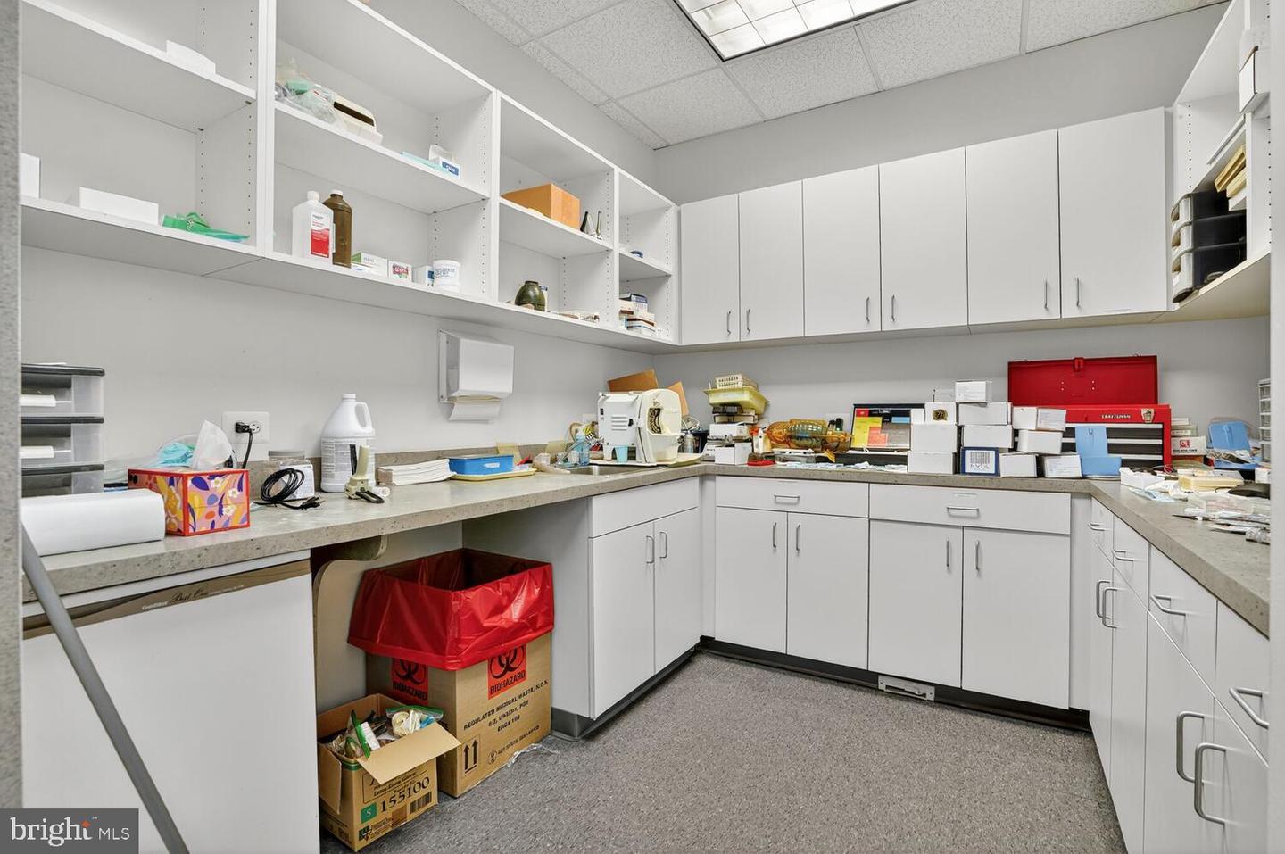 4437 Brookfield Corporate Dr #107-a Property Photo 29