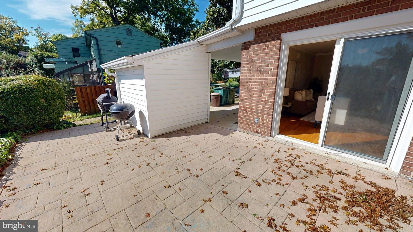 8352 Orange Ct Property Photo 8