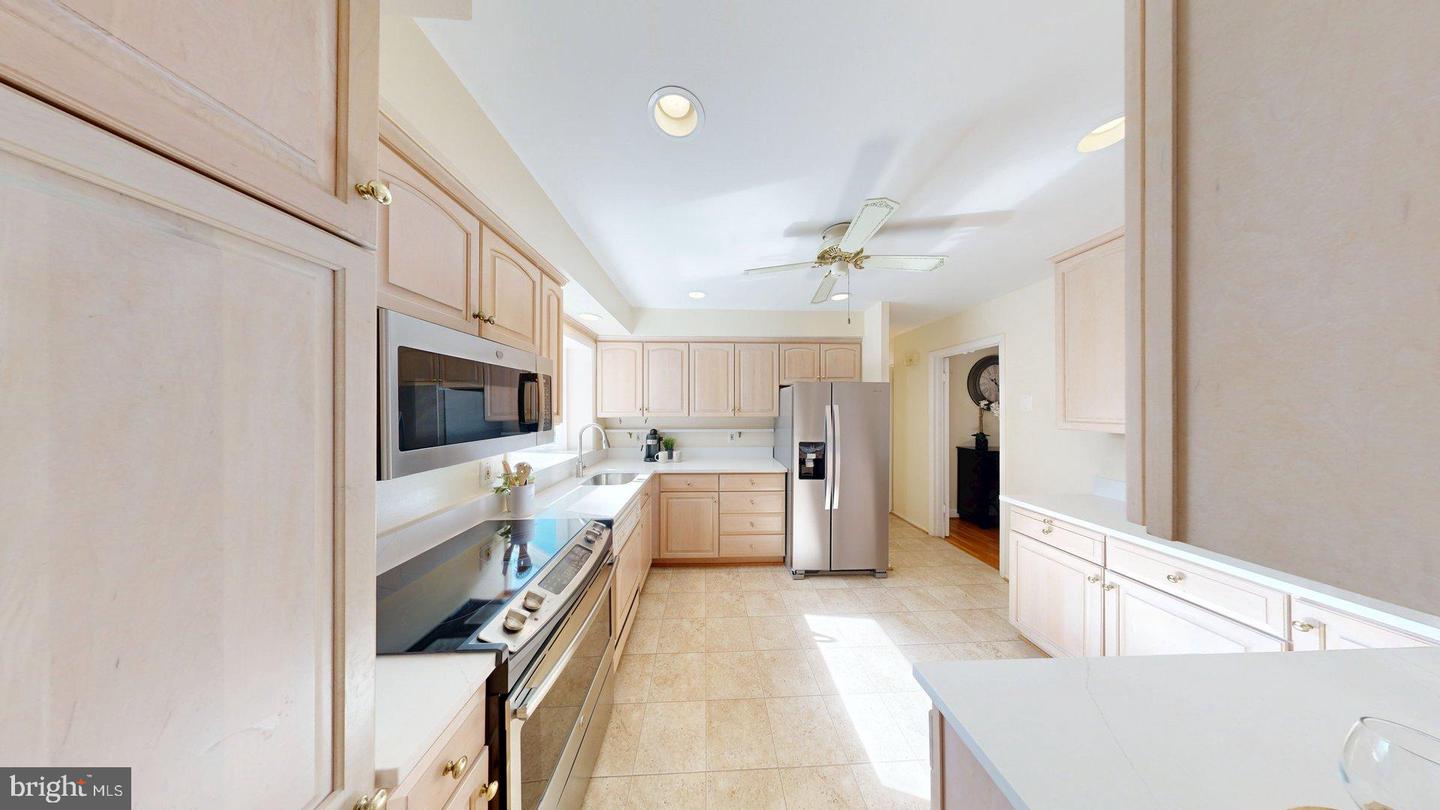 8352 Orange Ct Property Photo 11
