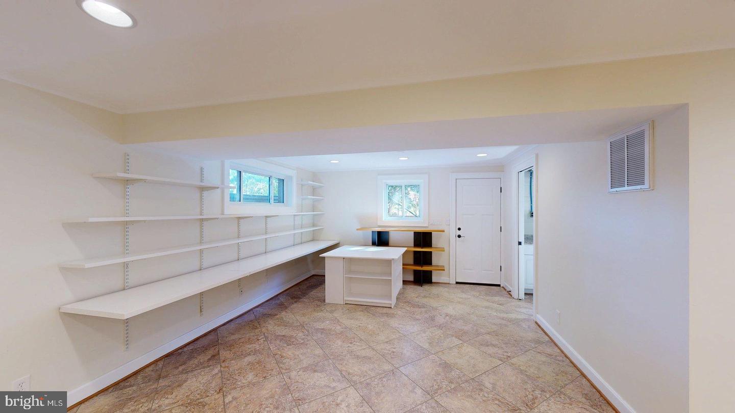 8352 Orange Ct Property Photo 25