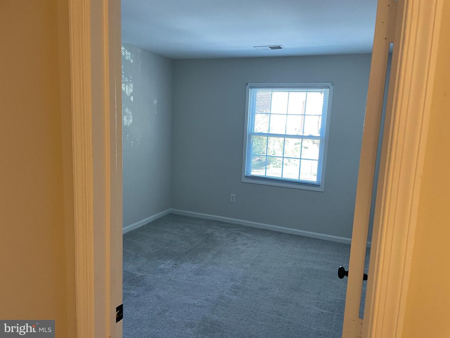 5800-e Torington Dr #836 Property Photo 12