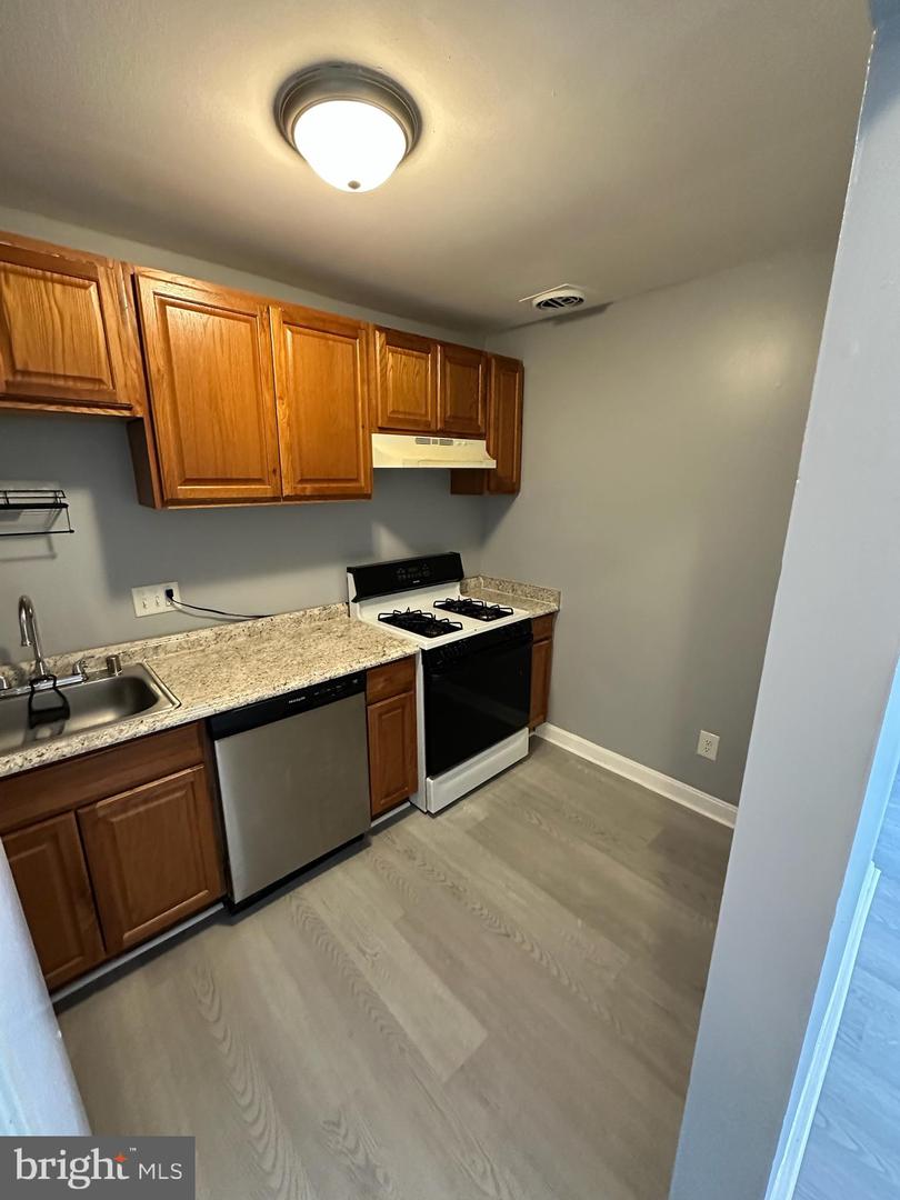 7997 Audubon Ave #303 Property Photo 19