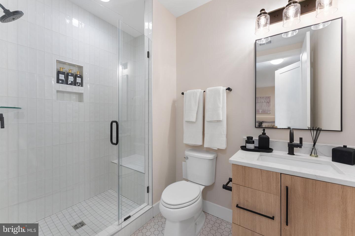 1622 Chain Bridge Rd Property Photo 38