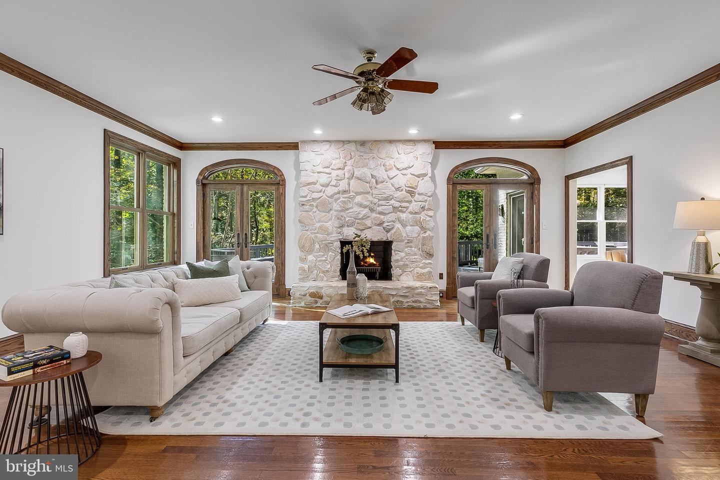 2404 Oakmont Ct Property Photo 11