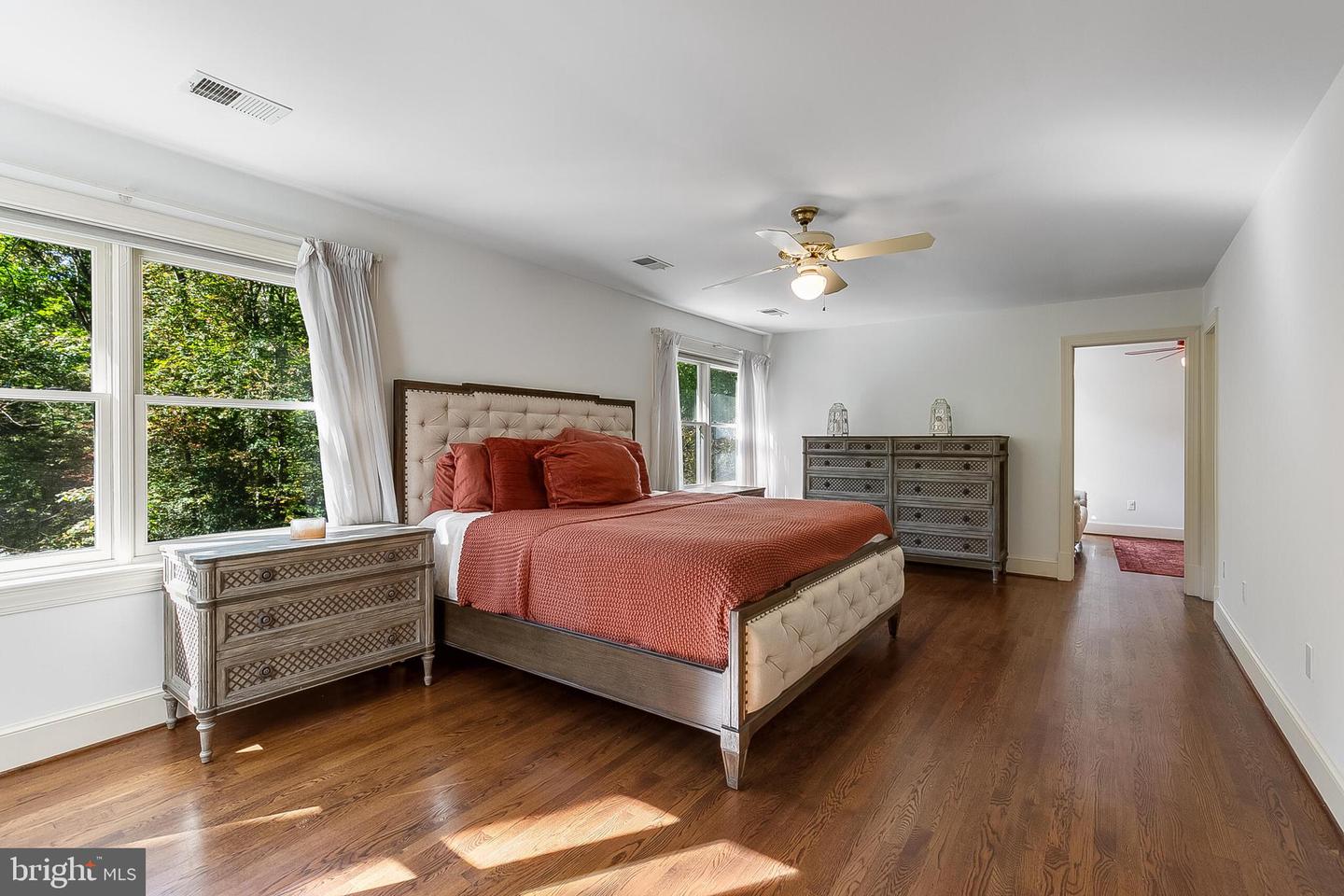 2404 Oakmont Ct Property Photo 25