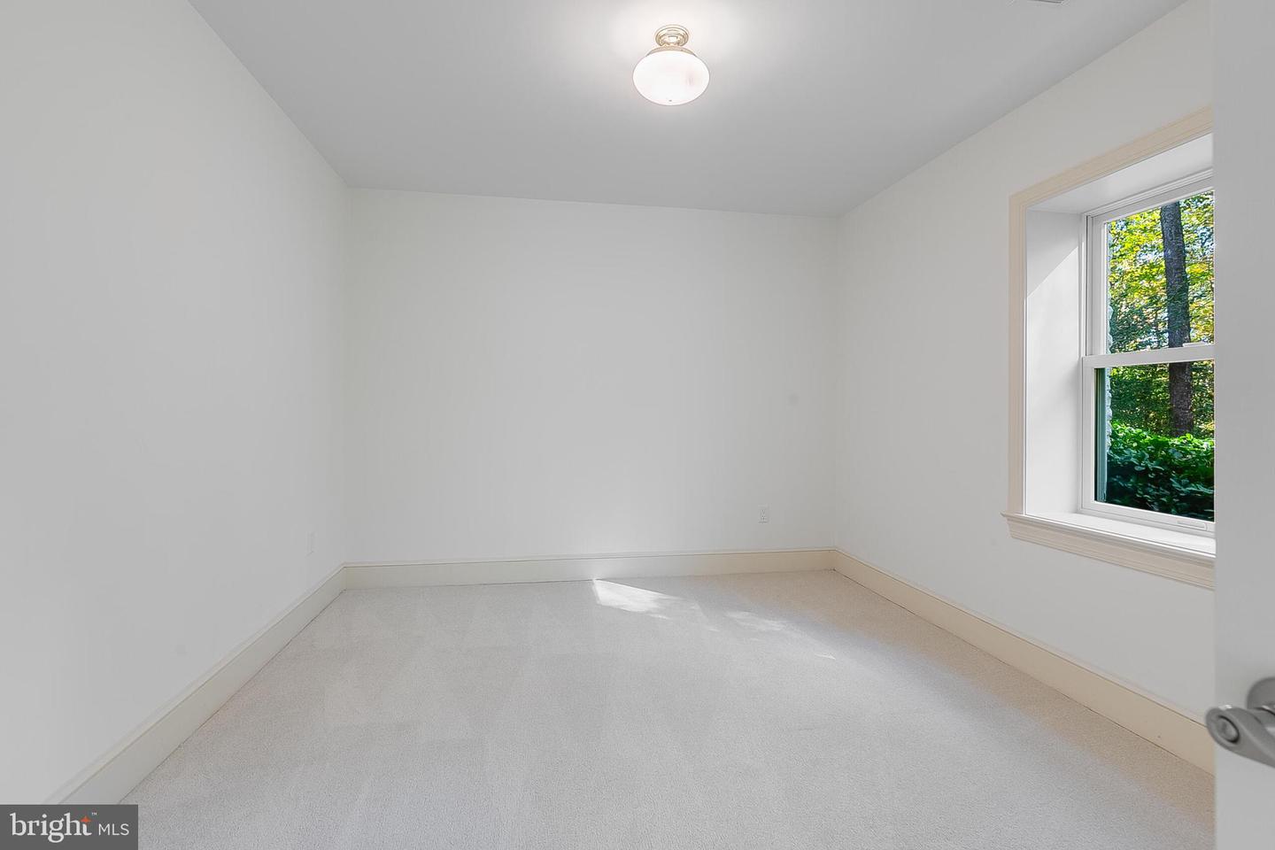 2404 Oakmont Ct Property Photo 40