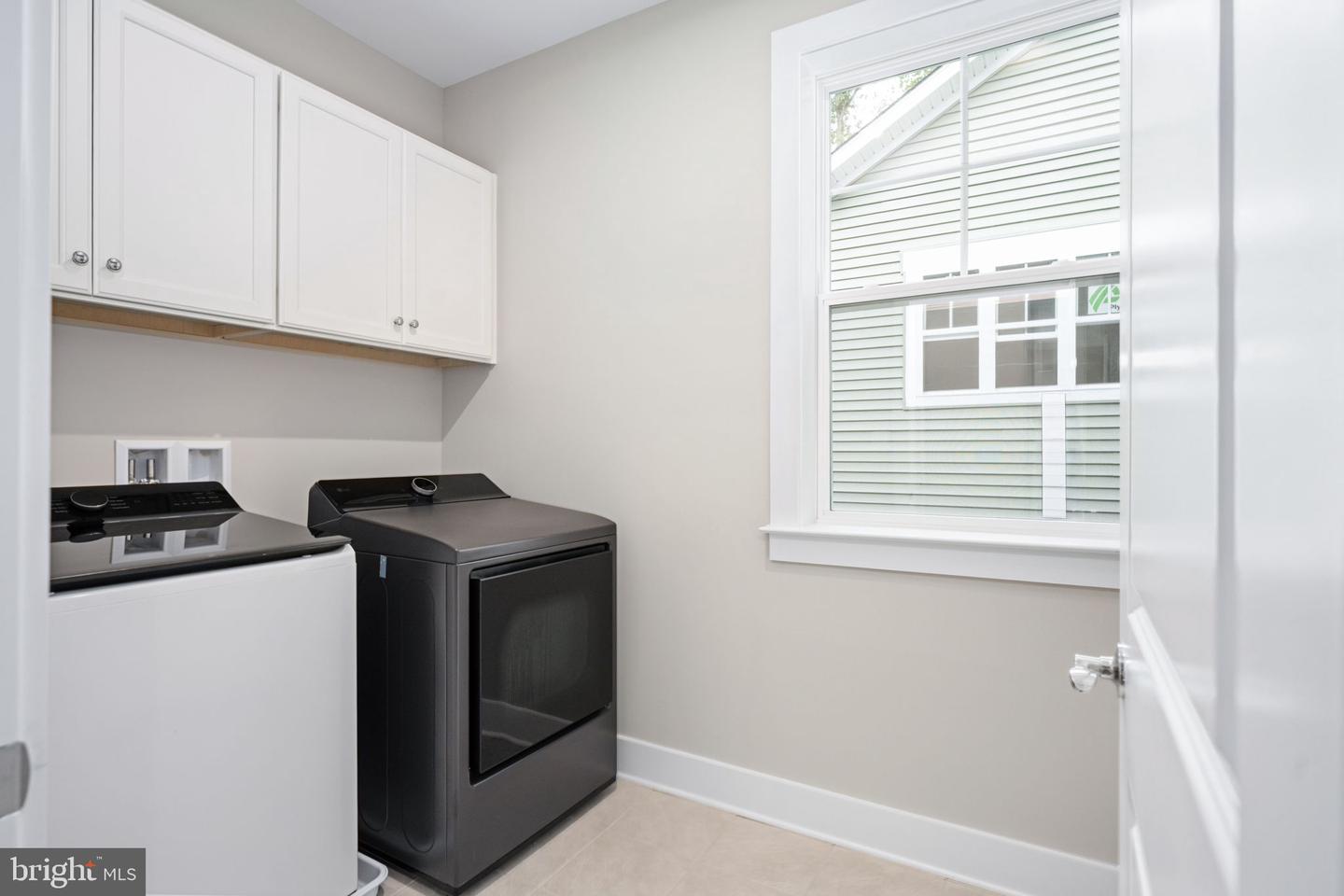 8761 Southern Oaks Pl Property Photo 55