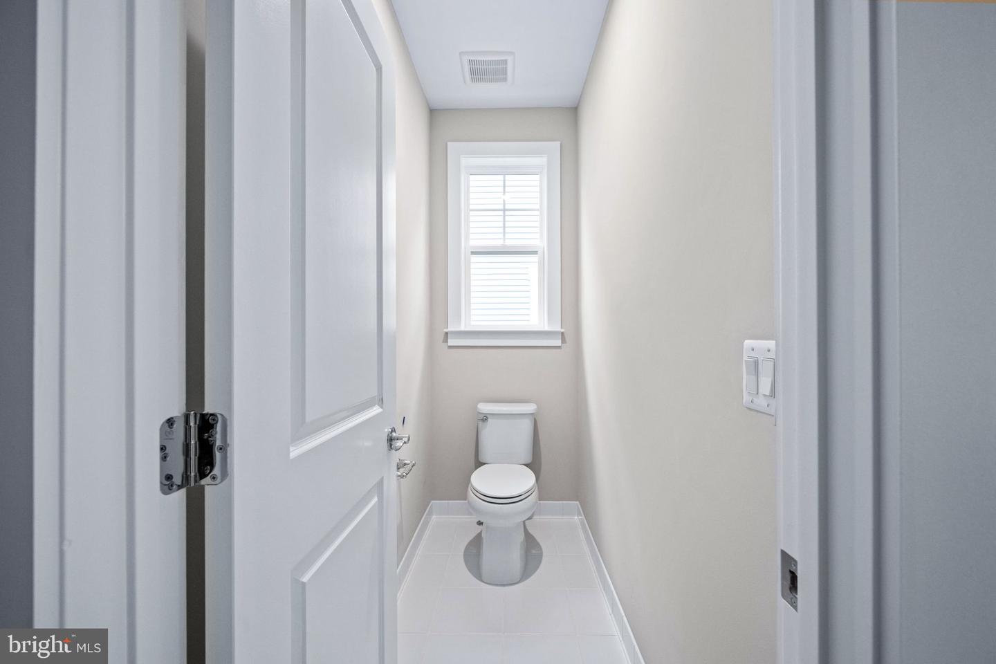 8761 Southern Oaks Pl Property Photo 74
