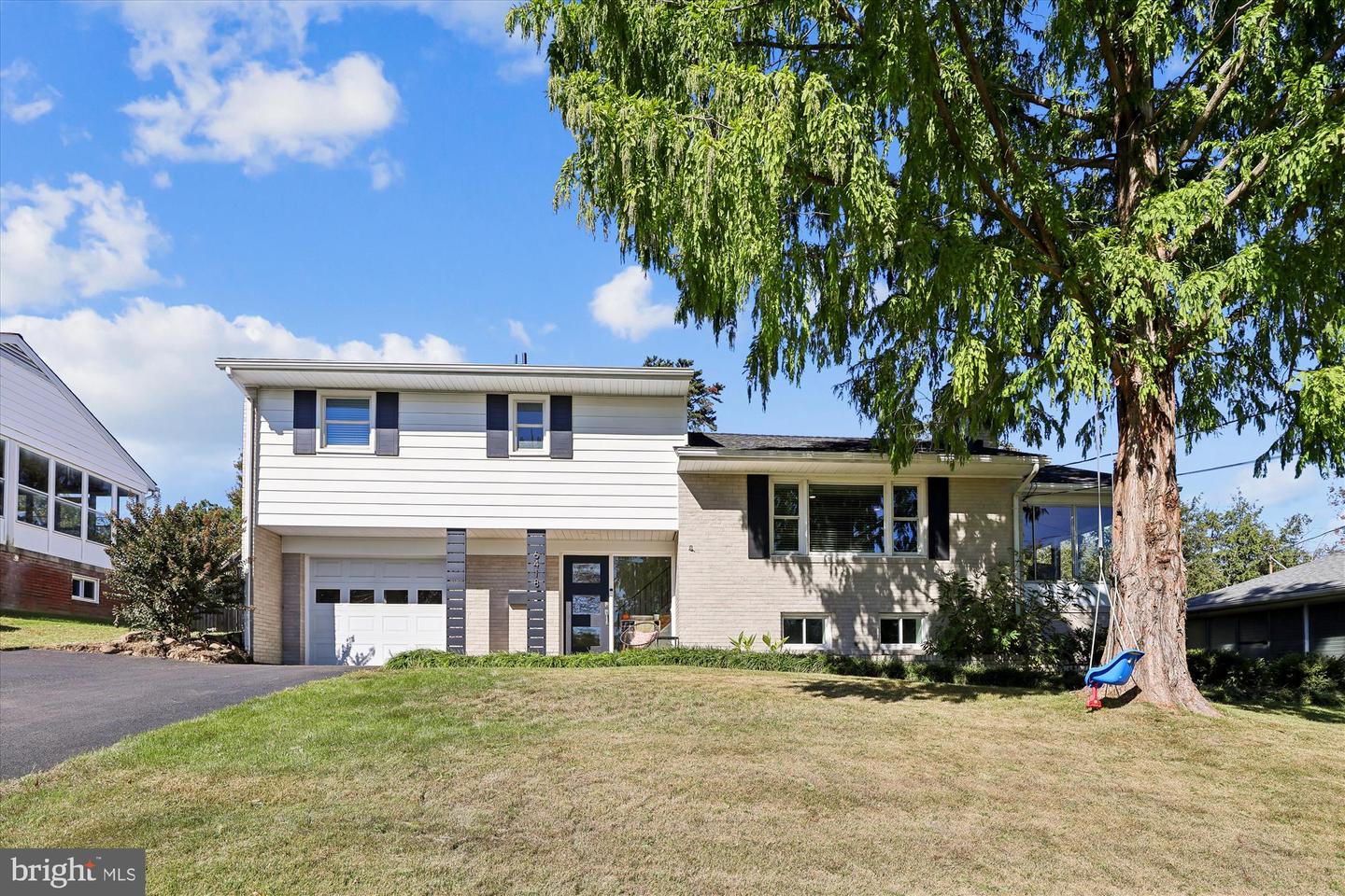 6418 Princeton Dr Property Photo 1