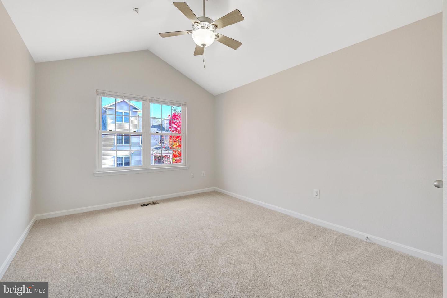 12912 Fair Briar Ln Property Photo 23