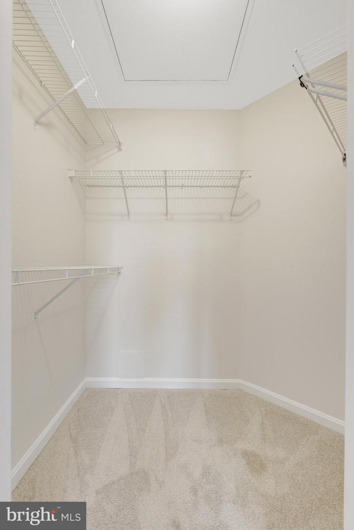 12912 Fair Briar Ln Property Photo 27