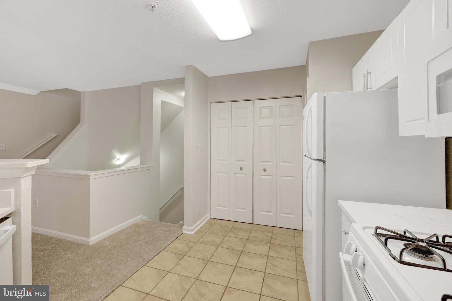12737 Fair Briar Ln Property Photo 17