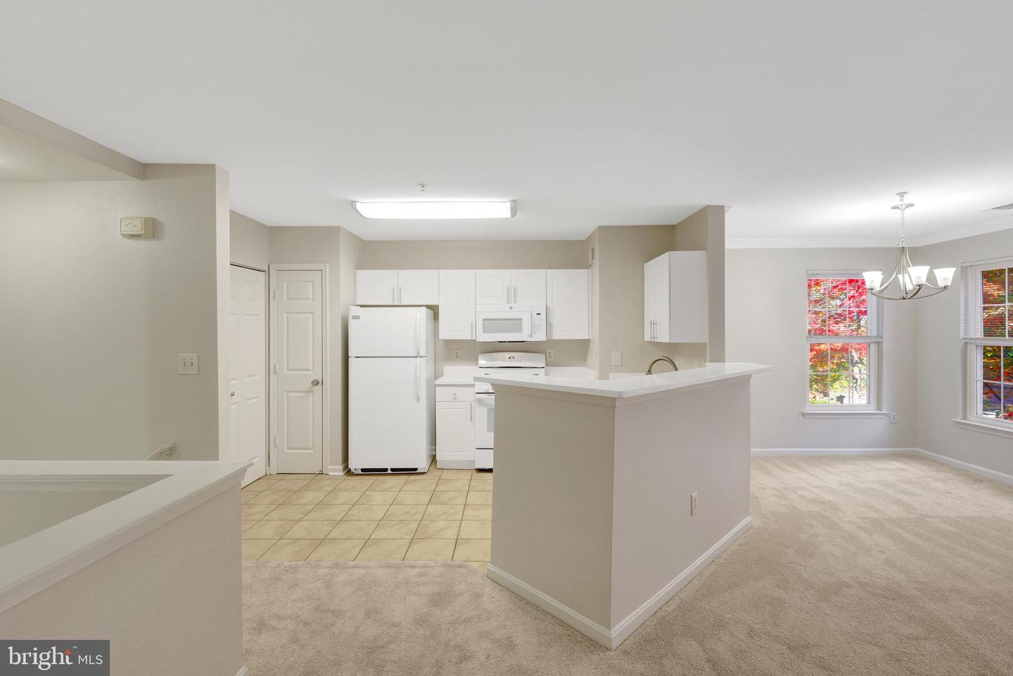 12737 Fair Briar Ln Property Photo 18
