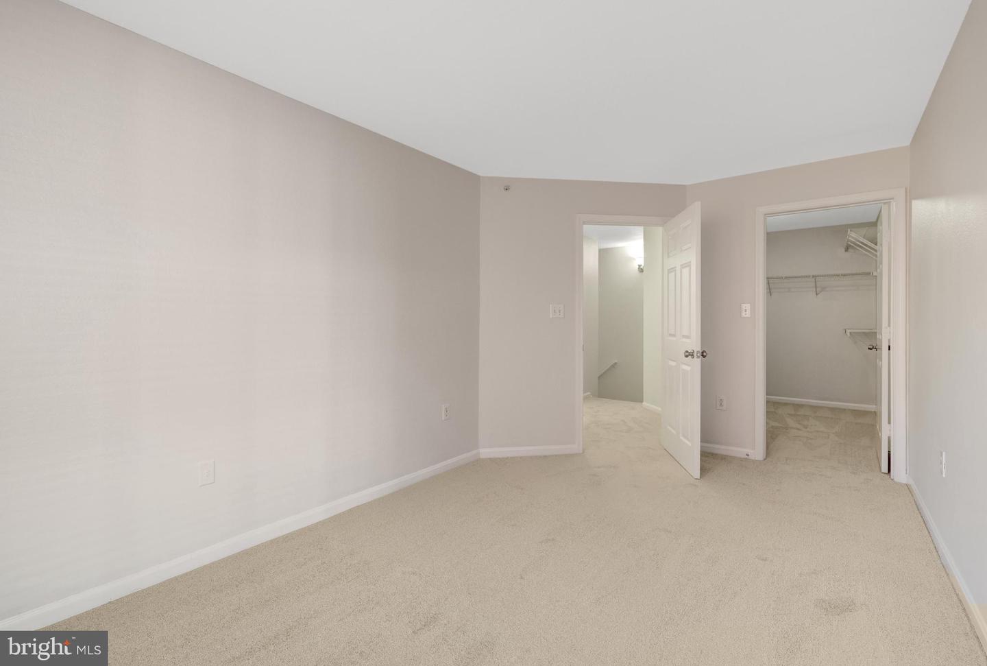 12737 Fair Briar Ln Property Photo 30
