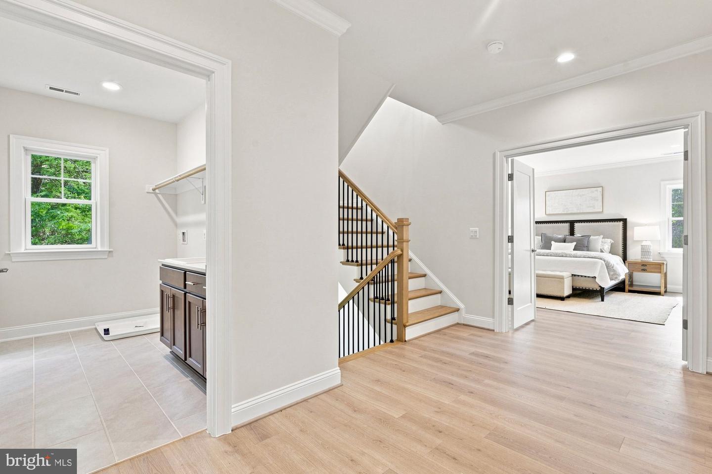 613 Blackstone Ter Nw Property Photo 37