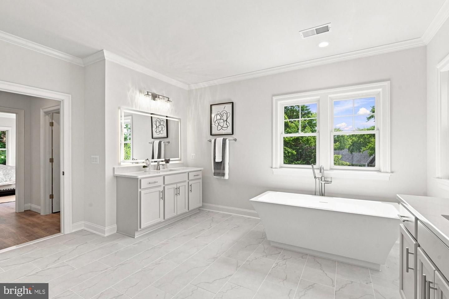 613 Blackstone Ter Nw Property Photo 49