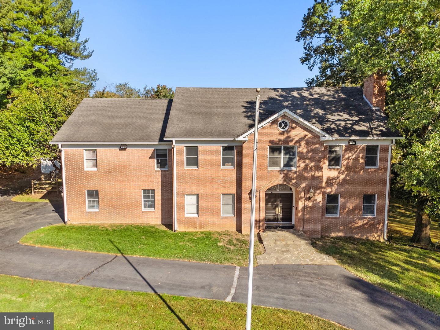 9200 Falls Run Rd Property Photo 11