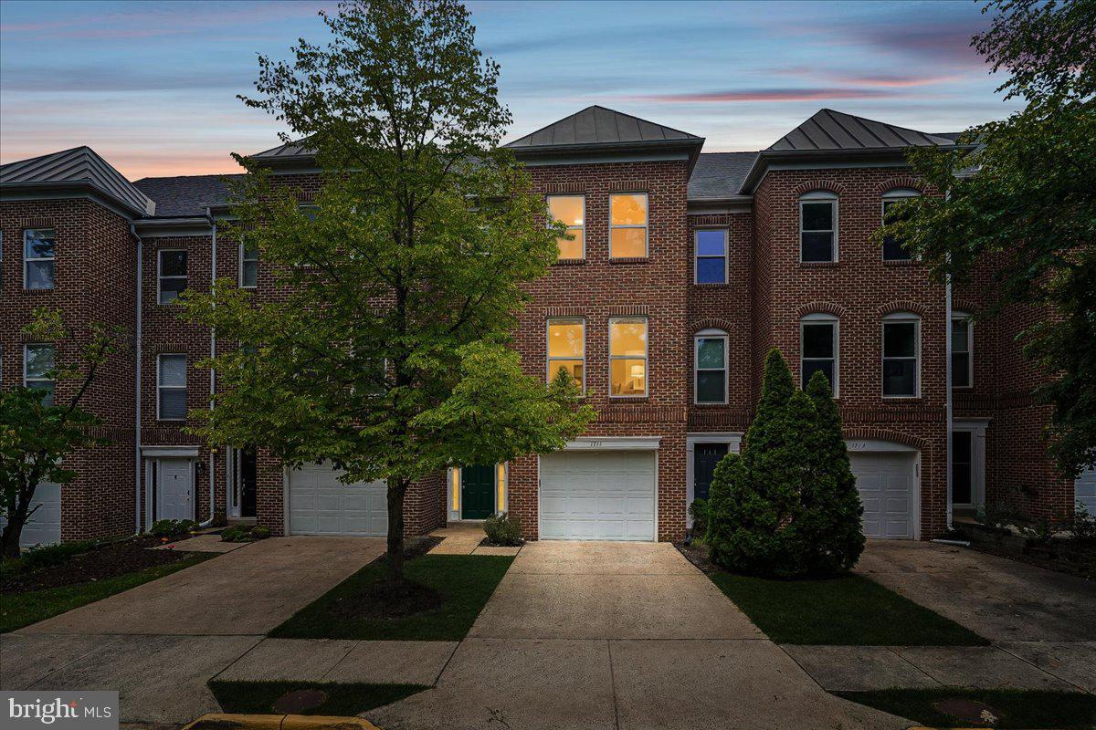 1711 Blue Flint Ct Property Photo 1