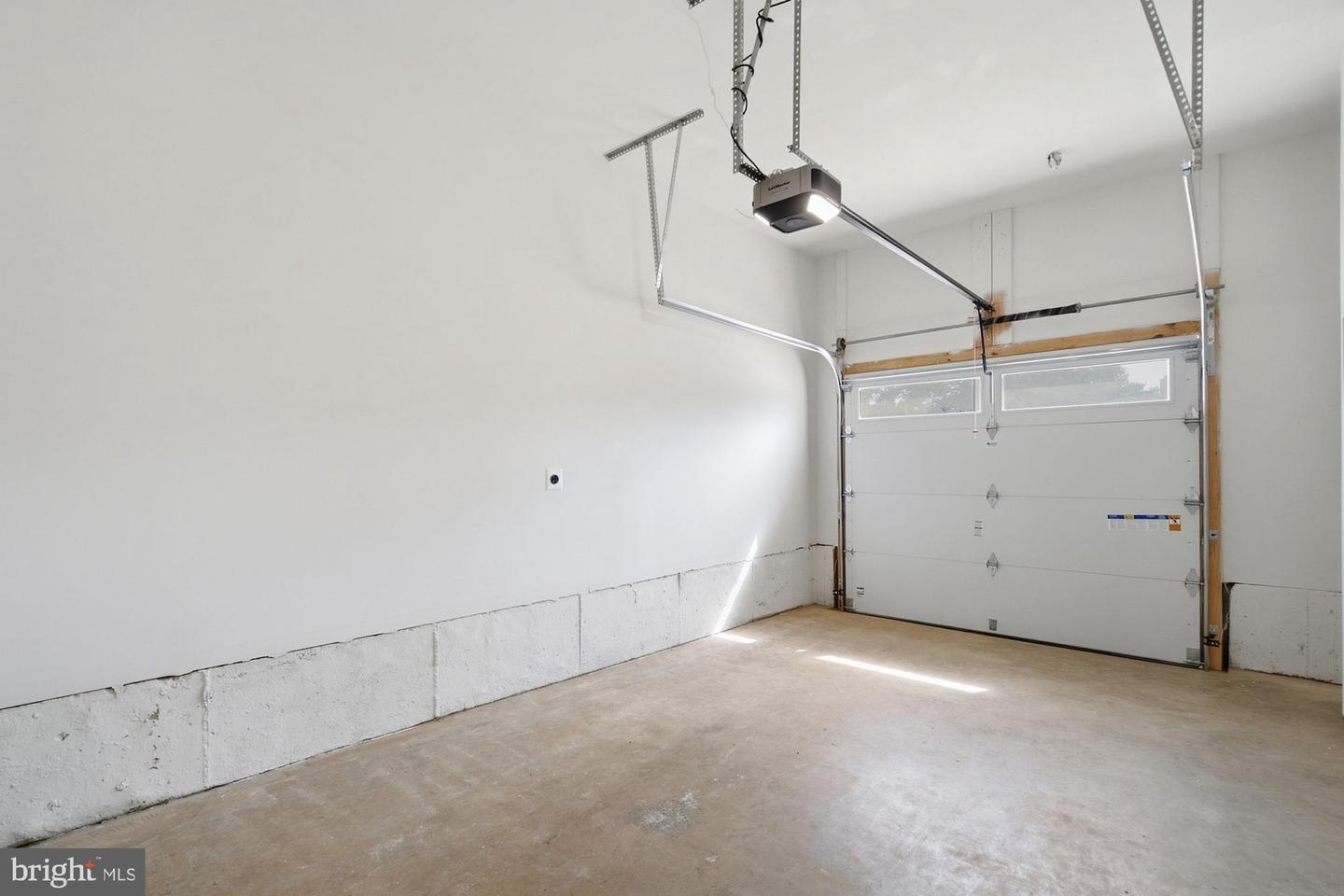10530 White Granite Dr Property Photo 49