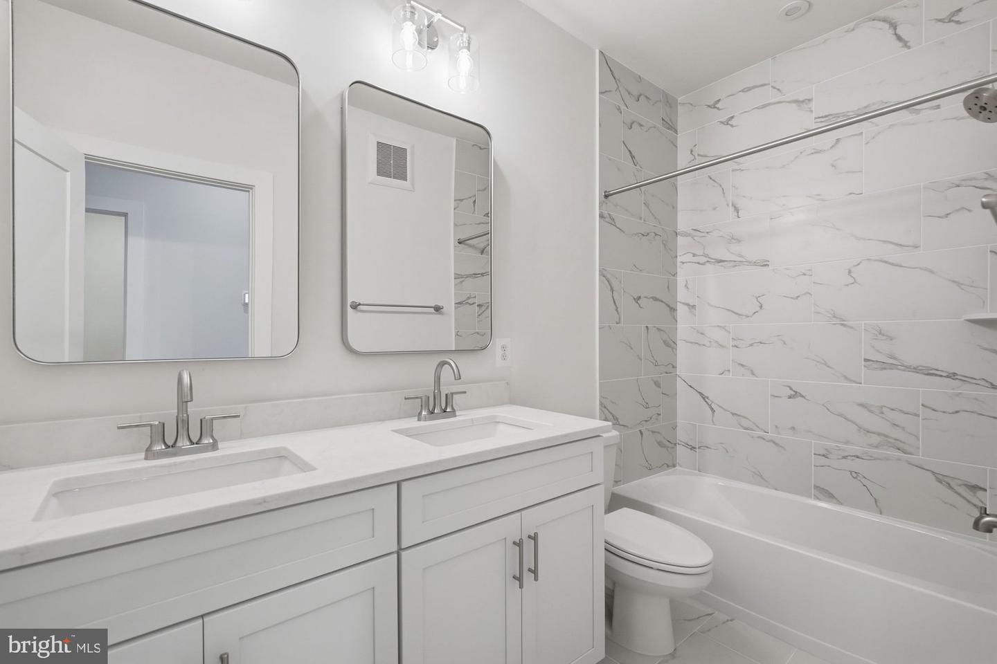 10524 White Granite Dr #6 Property Photo 28