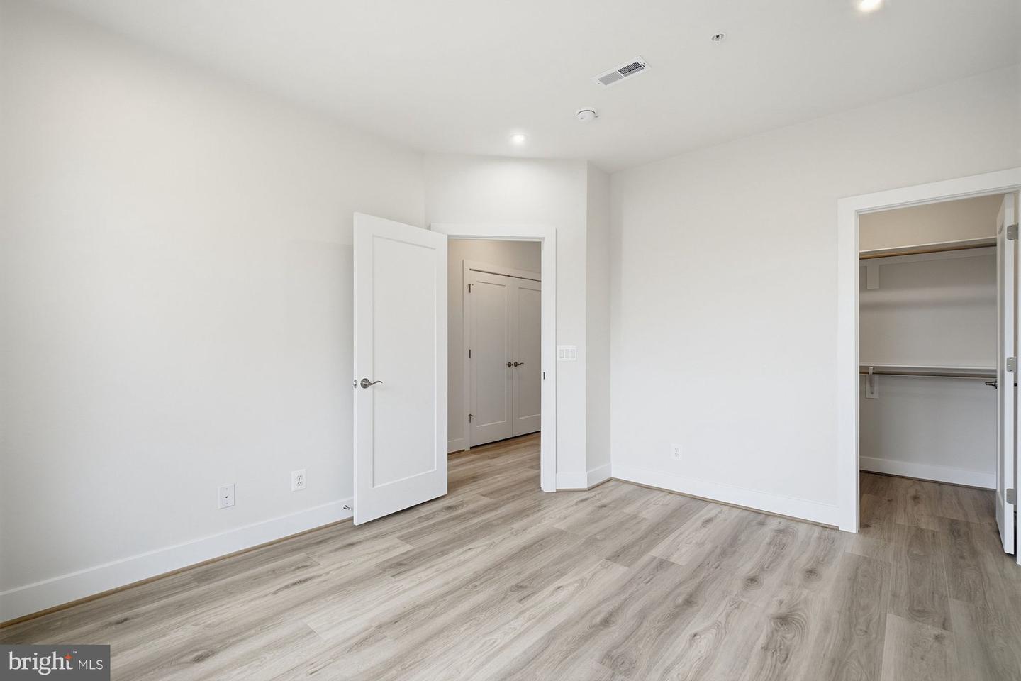 10524 White Granite Dr #6 Property Photo 31