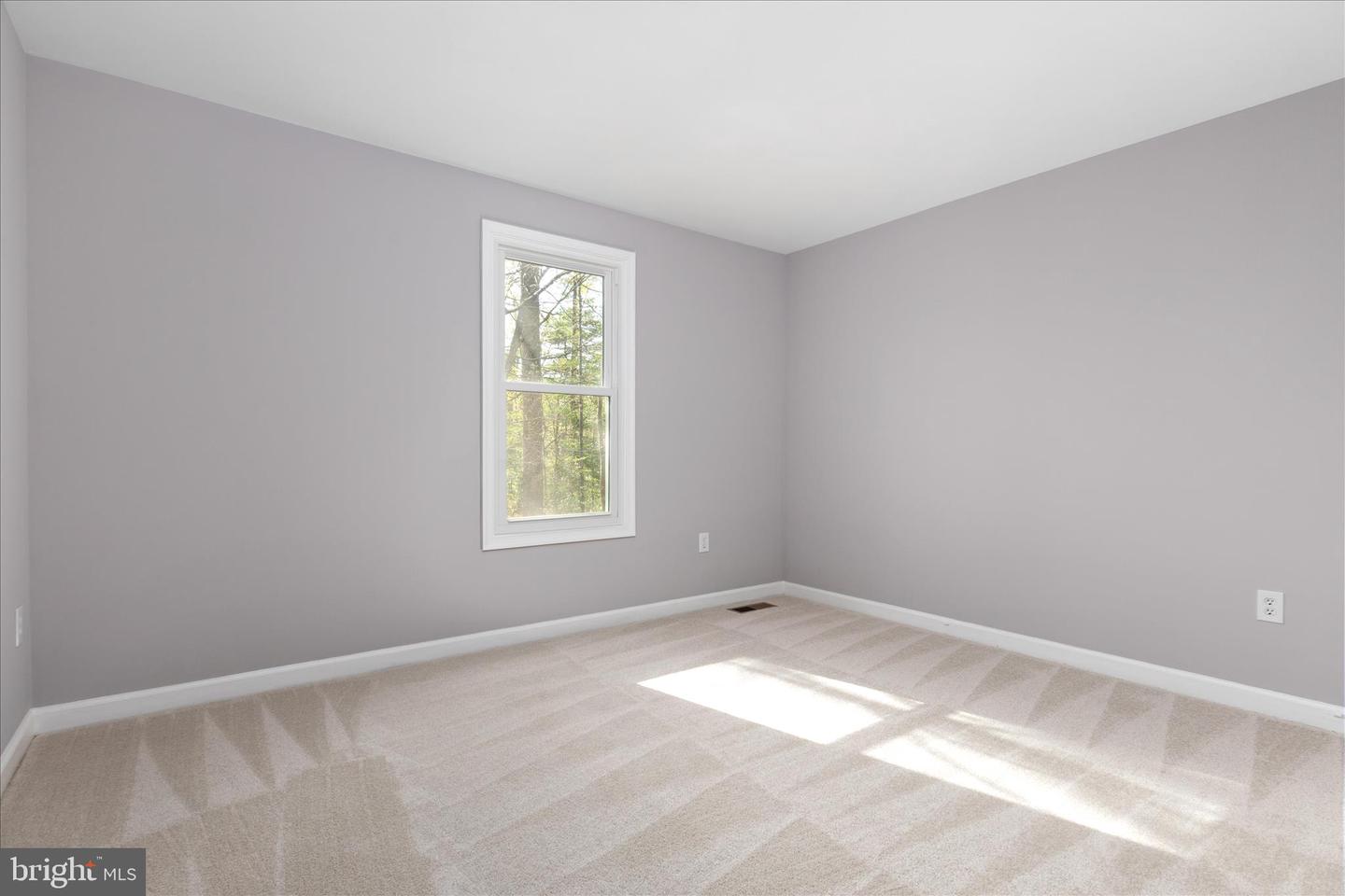 7917 Donegal Ln Property Photo 21