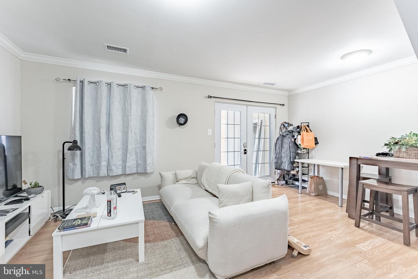 2412 Southgate Sq Property Photo 18