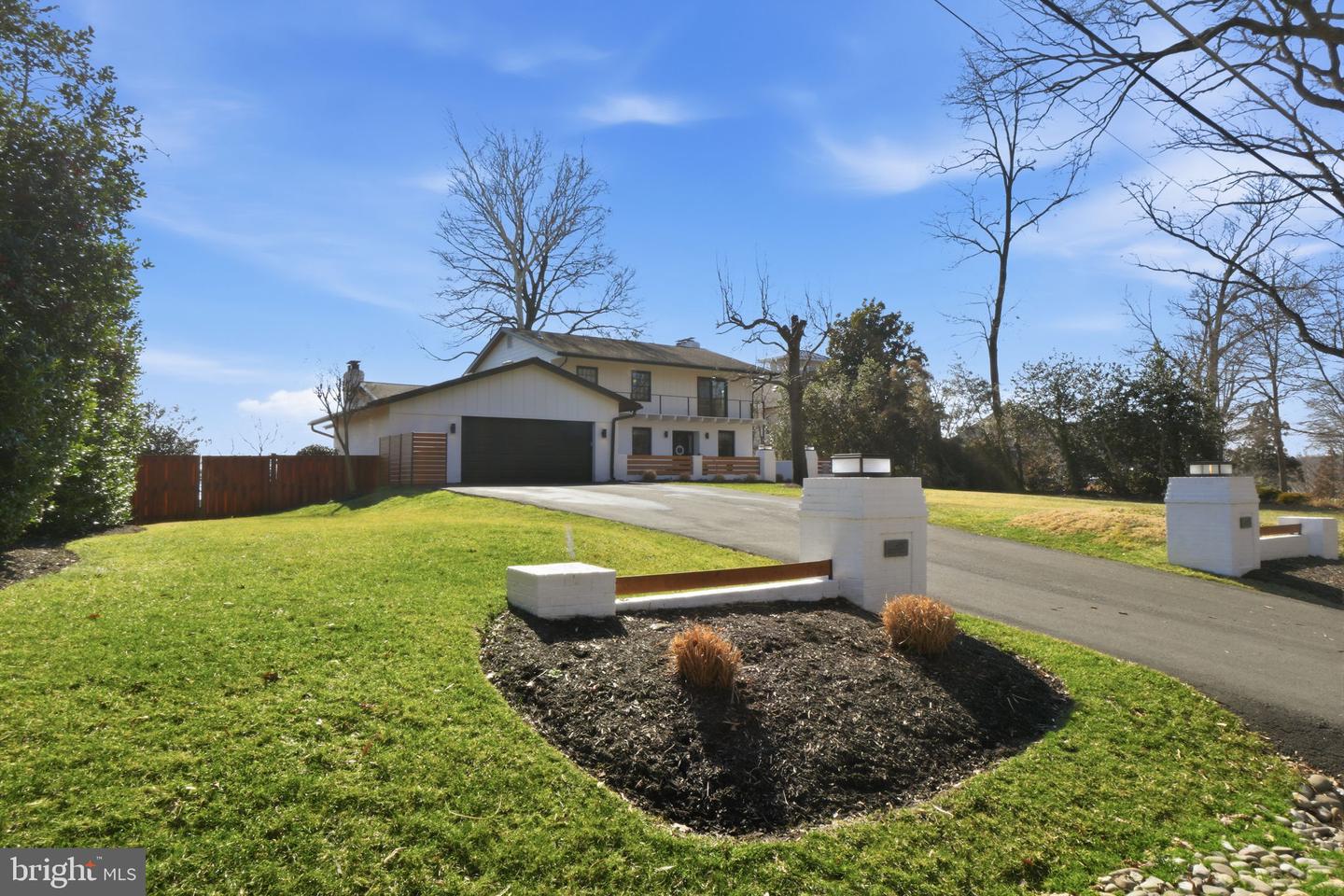 6057 River Dr Property Photo 70
