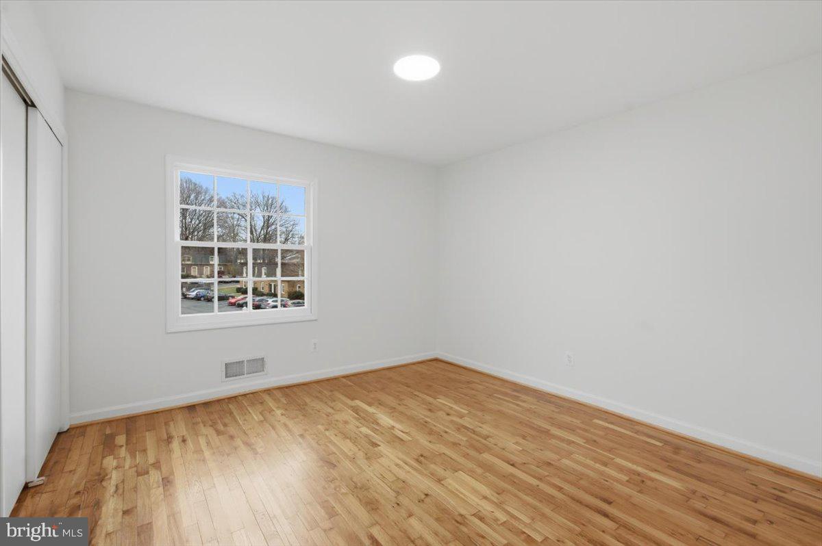 8141 Kingsway Ct #289 Property Photo 15