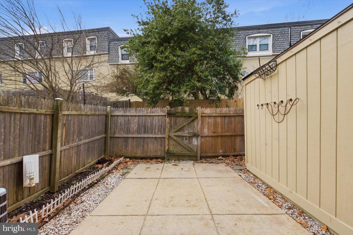 8141 Kingsway Ct #289 Property Photo 20