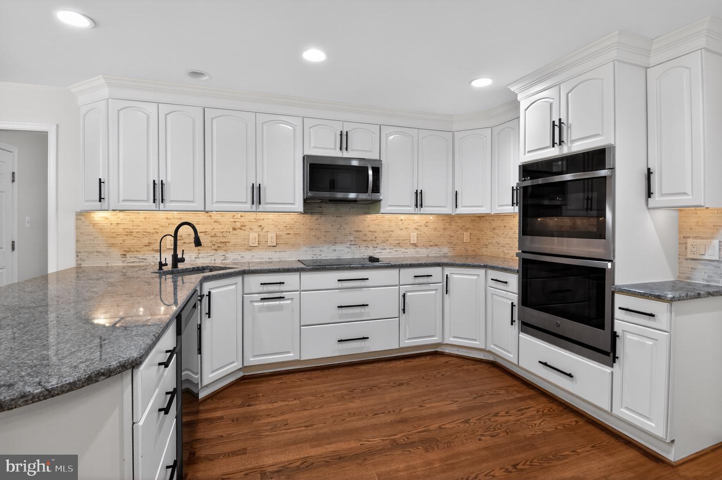 11728 Stuart Mill Rd Property Photo 8