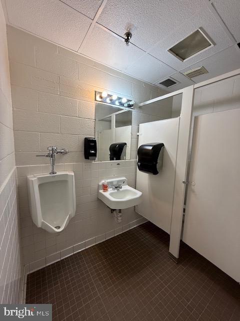 6628 Electronic Dr Property Photo 11