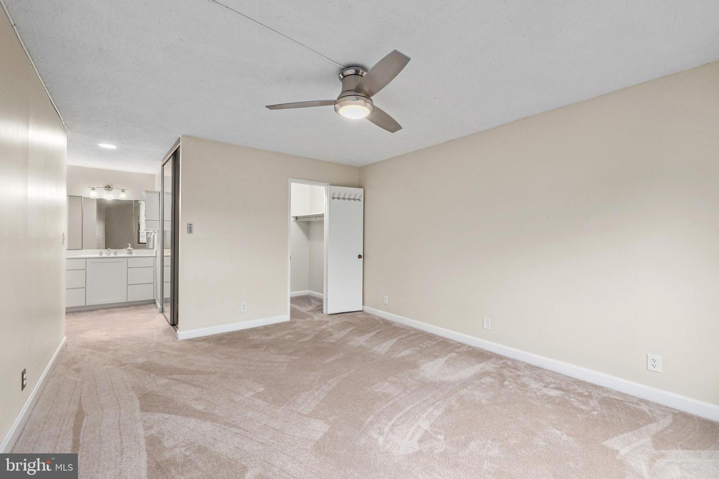 5904 Mount Eagle Dr #510 Property Photo 14