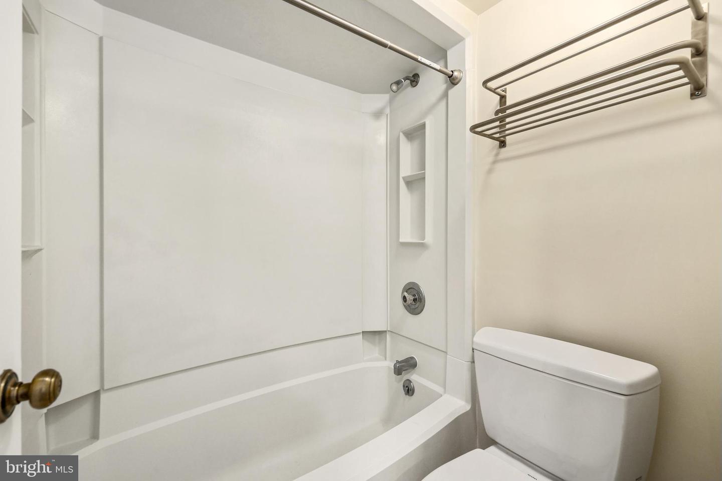 5904 Mount Eagle Dr #510 Property Photo 18