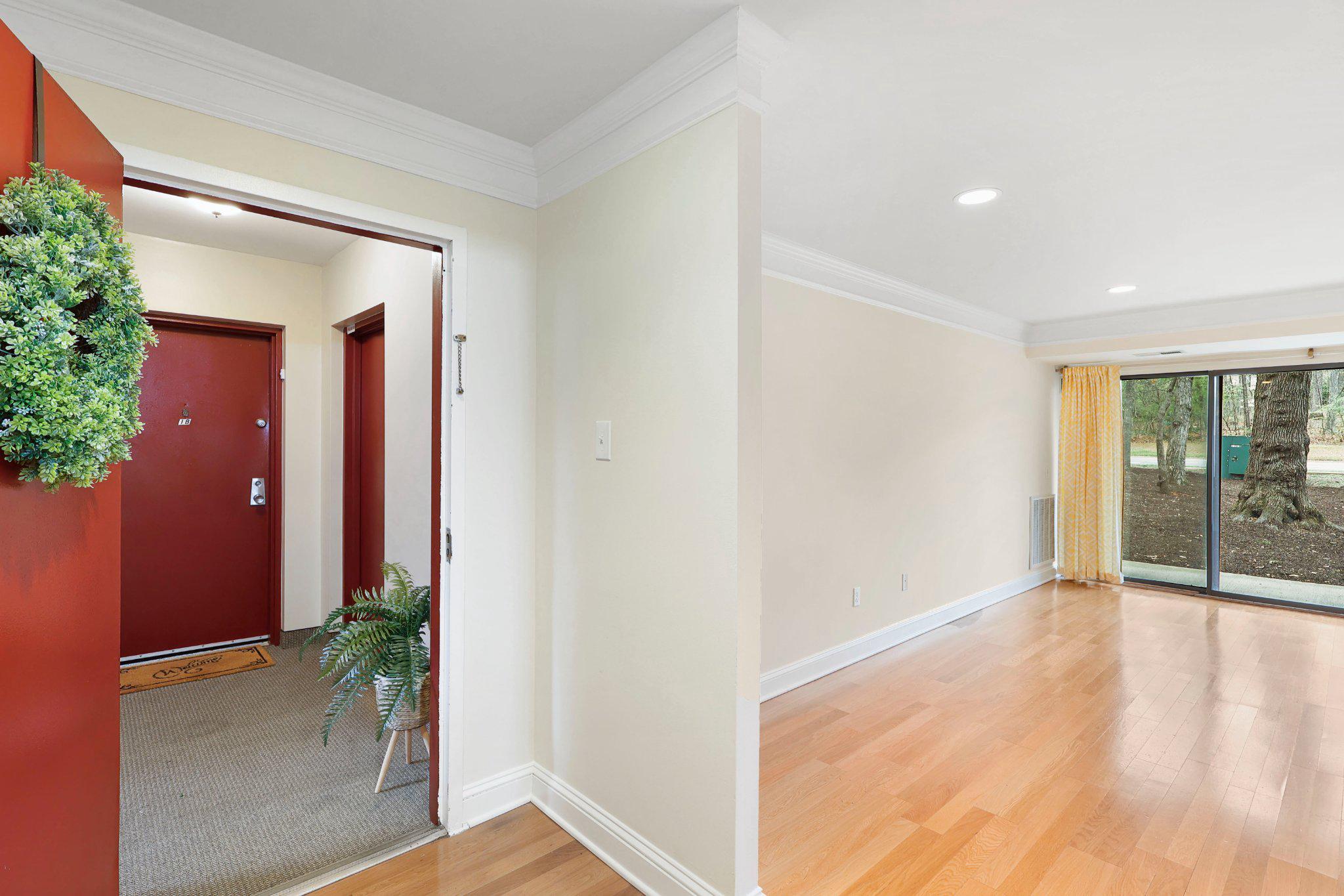 2037 Royal Fern Ct #47/2c Property Photo 4