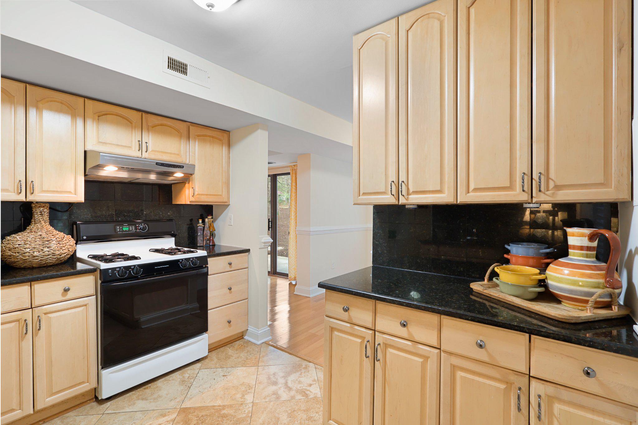 2037 Royal Fern Ct #47/2c Property Photo 15