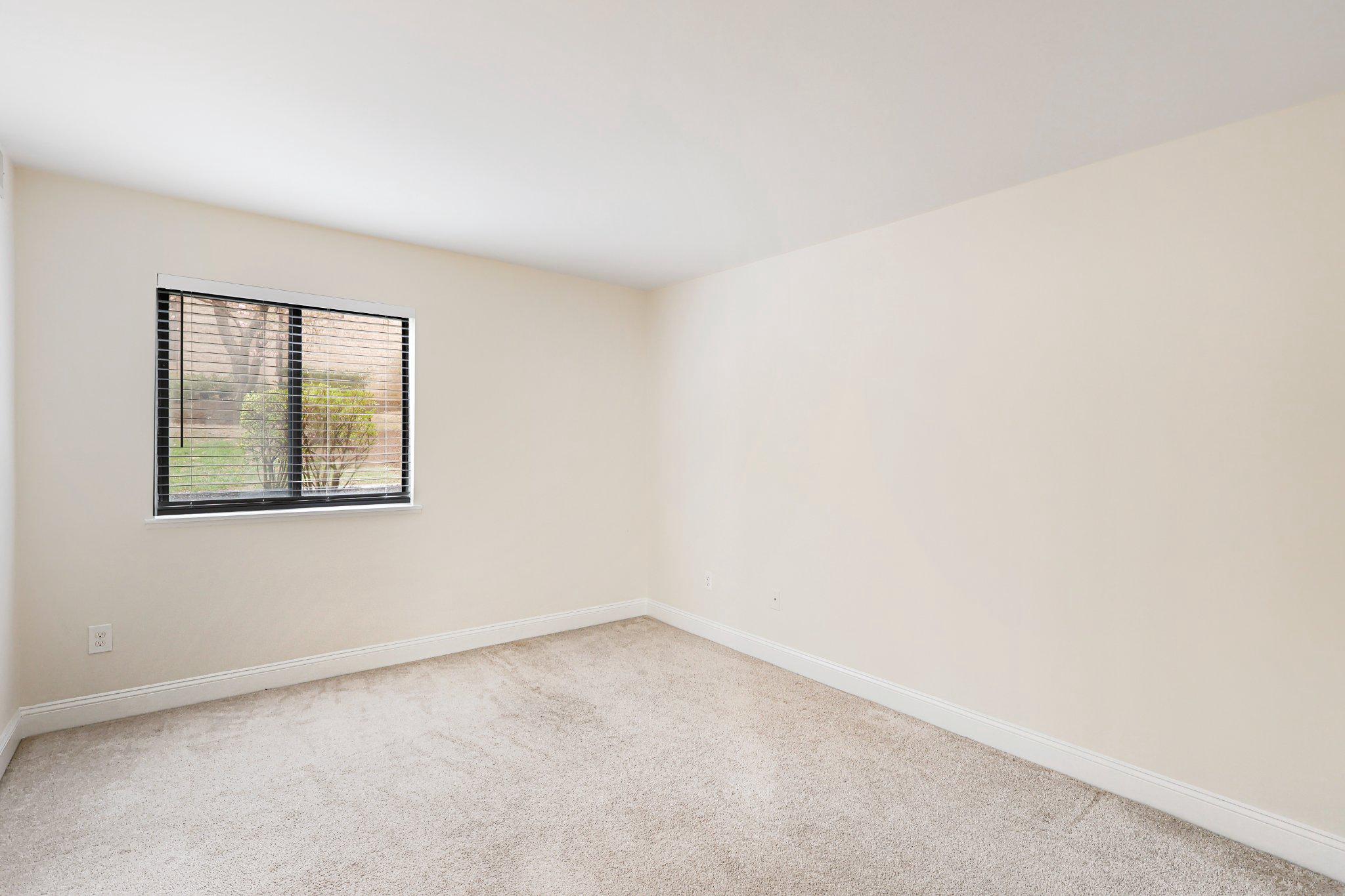 2037 Royal Fern Ct #47/2c Property Photo 32